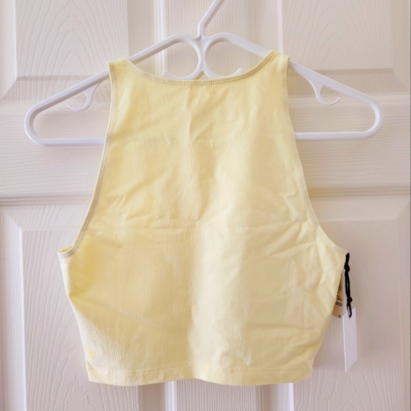 Aritzia Cropped Tank Top Yellow, Size S Women, NWT, Chill Mission Style - Picture 3 of 4